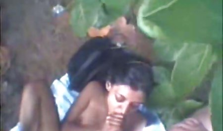 美しいBabe大きな入れで遊ぶ人 素人 マスタベ