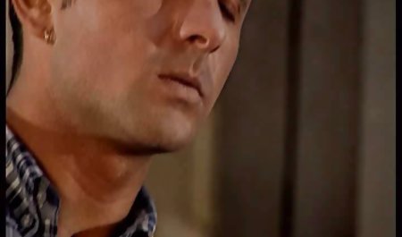 webカメラおっぱいを振る 爆乳 素人 動画