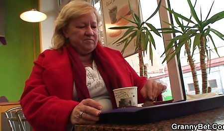 大きなおっぱいドイツのボスの候補者を誘惑milf弄作 素人 エロ 無料 動画