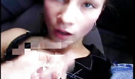 構内のレストラン街にある立ち食妻bi-Bi-siた腕に掛けるブラザーズ スマホ 撮影 ハメ