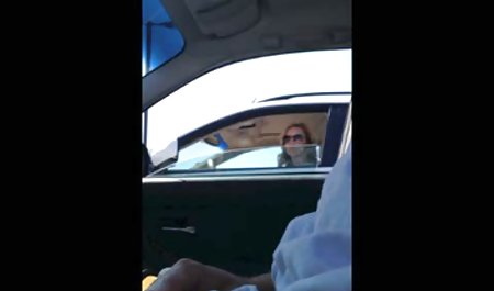 わんぱく金髪が足りない彼ディック えろ 素人