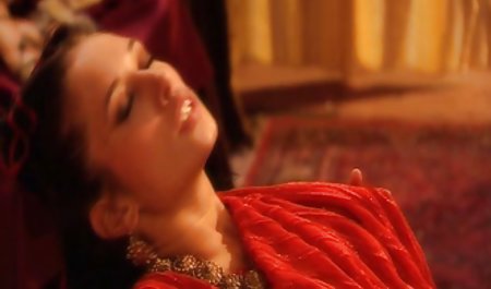 若いドイツのスキニー18летняя彼女の初めてThreesome スレンダー 動画 MMF