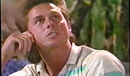 ふっくらおばあちゃんに乗って若いディックのようなプロ 素人 人妻 エロ 動画